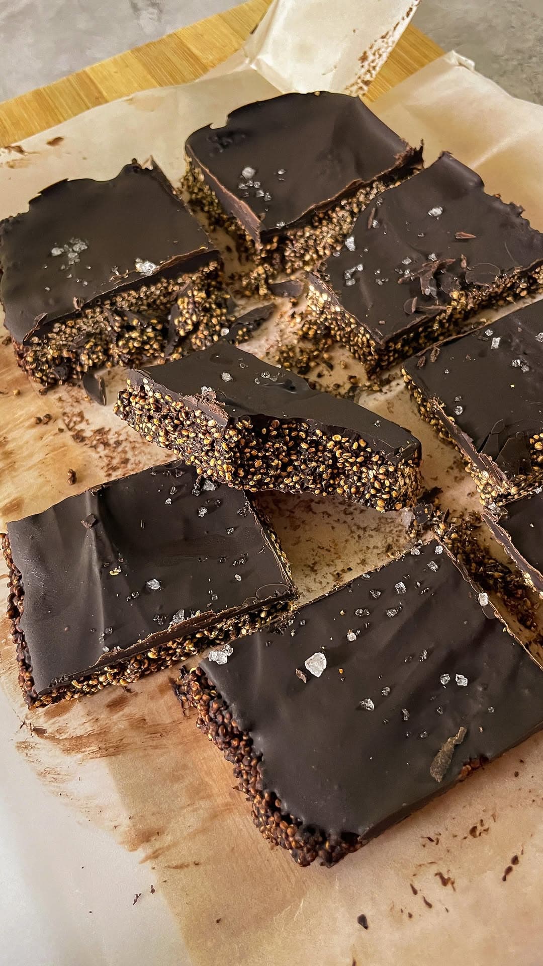 3-Ingredient Healthy Desserts- Chocolate Quinoa Bars