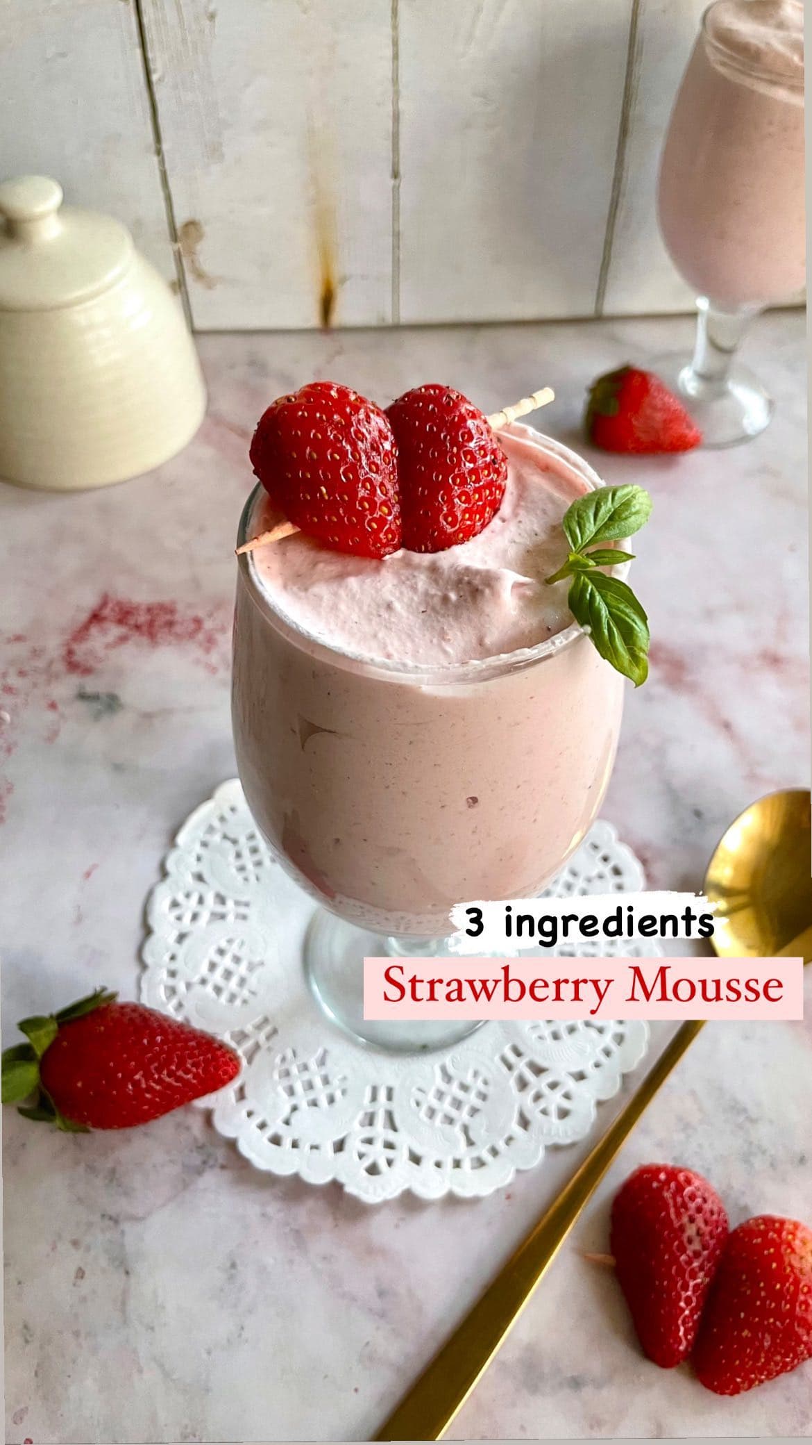 3-Ingredient Strawberry Mousse